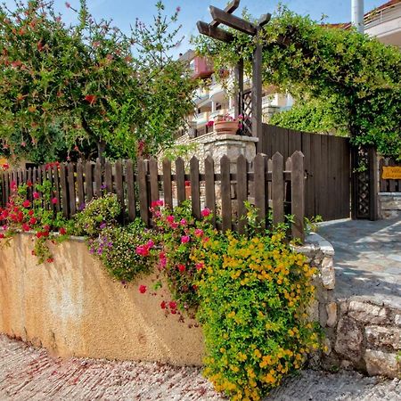 Villa Giovanni 파랄리아 브라초우 외부 사진